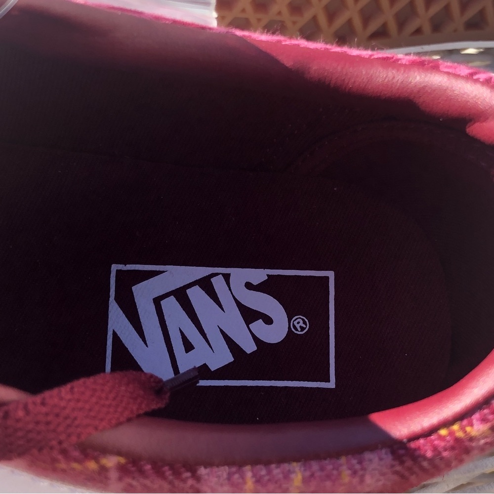 VANS WARD NWOB BURGUNDY MAROON AND WHITE PLAID SUEDE SNEAKERS - Picture 5 of 7